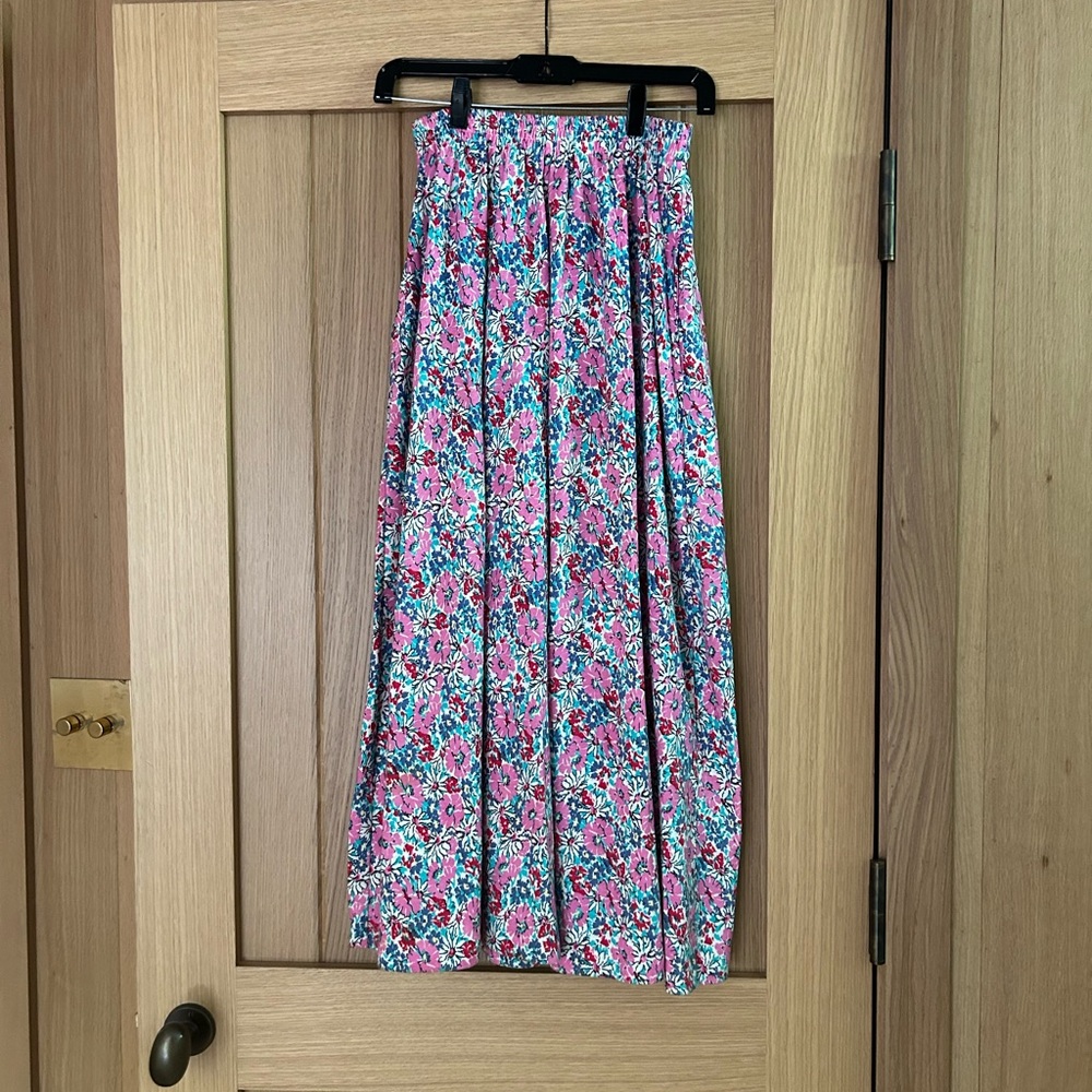 80’s Vintage Laura Ashley Floral Skirt 100% cotton Small Medium - Good condition